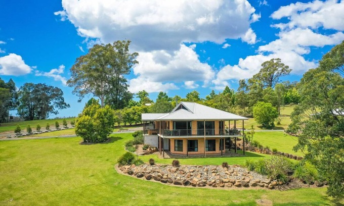 Possum Brush House | Revitalise your soul in the “Well Being” Eco Lodge.