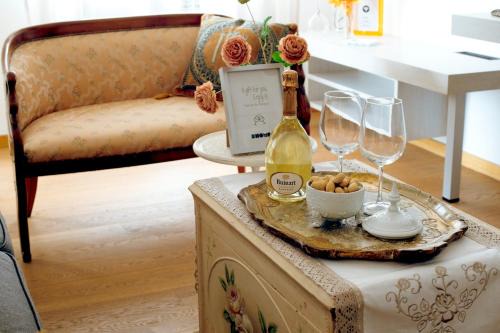 Quartiere XX Ardeatino Apartment | RHOME - Luxury Sharing Home