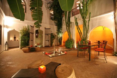 Sidi Ben Slimane El Jazouli House | Riad O2