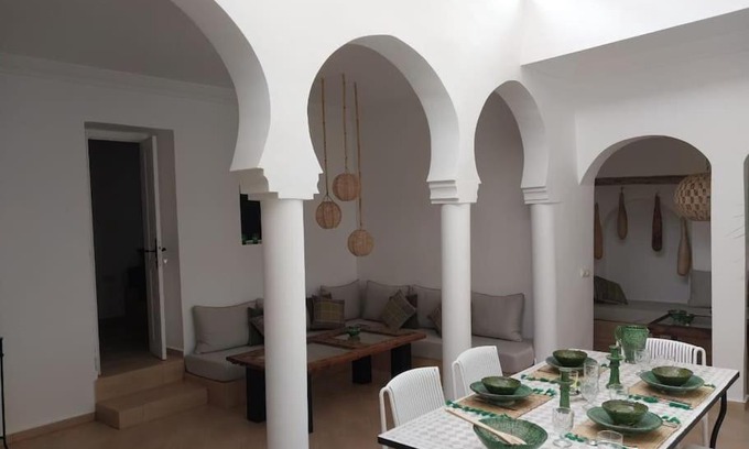 Tamraght House | Riad plain pied 2 chambres jardin terrasse & bassin