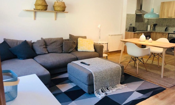 Arinsal Apartment | Ribasol Ski Park 5 pers, máx 4 adultos más niños