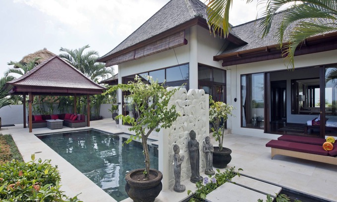 Tegal Mengkeb Villa | Rice Field View Sahaja Villa 1 in Peaceful Bali