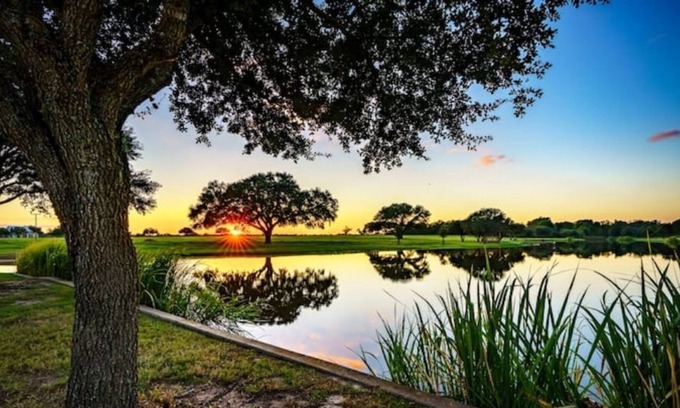 Ledbetter Apartment | Riding Arena Apartment at Horse Ranch