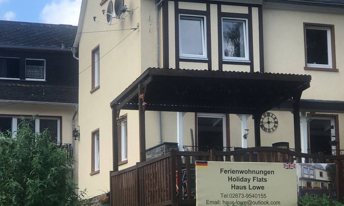 Senhals Apartment | Riesling Apartment in Haus Lowe