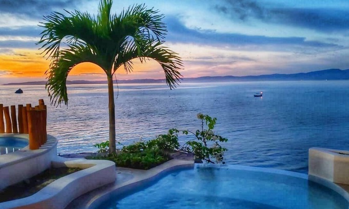 La Manzanilla House | Right in front of the sea! Maguey House
