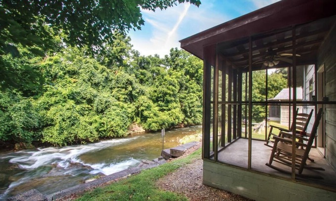 Cosby Cottage | Right Next to Creek - Waterfall - Screened In Porch - Jacuzzi Tub