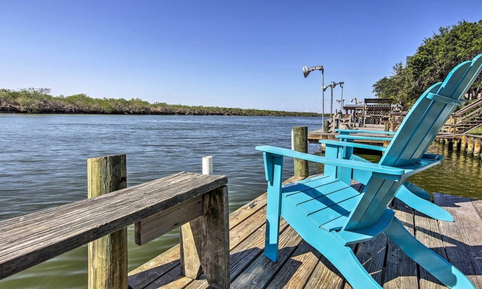 Arroyo City Apartment | Rio Hondo Studio w/Fishing Dock on Arroyo River!