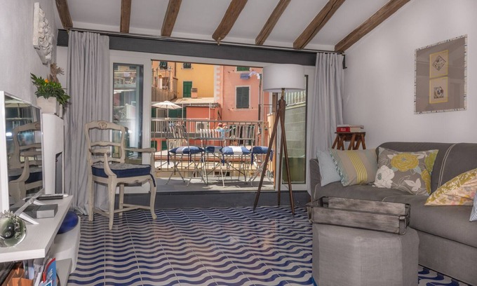 Riomaggiore House | Riomaggiore - Cinque Terre - House with terrace on the marina