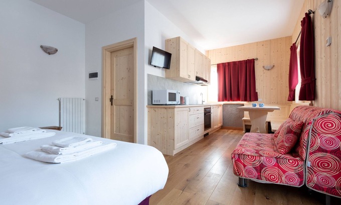 Premadio Apartment | Ripa Fontana 1 Mono - Studio Apartment, Sleeps 2