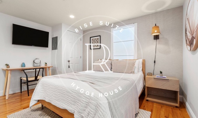 Newburyport Apartment | Rise Suite at The Hygge House
