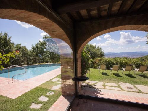 Arezzo Villa | Ritzy Villa on a Wine Estate in Arezzo with Pool