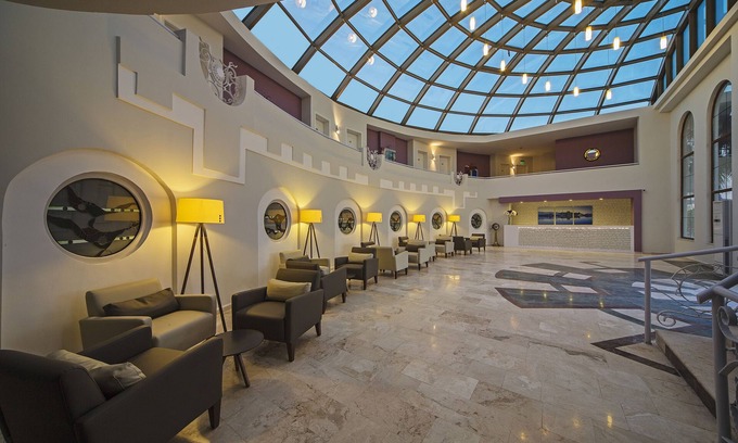 Bodrum City Center Resort | Riva Bodrum Resort - All Inclusive - Adult Only