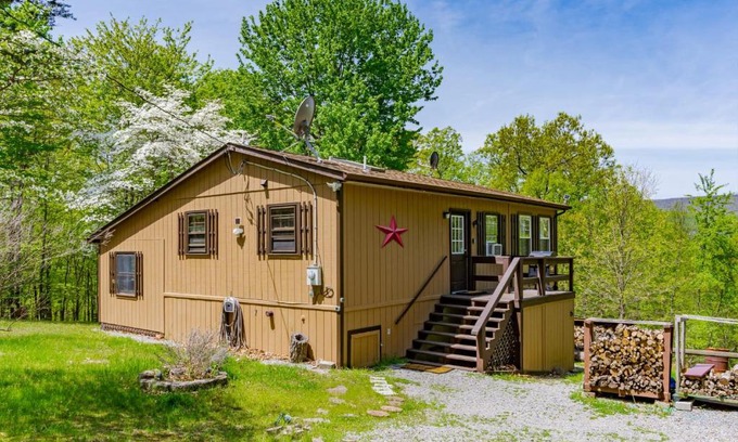 Berkeley Springs House | River Access Cabin with Hot Tub, Fire Pit, & WiFi!