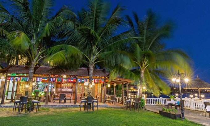 Cua Đai Resort | River Beach Resort and Residences