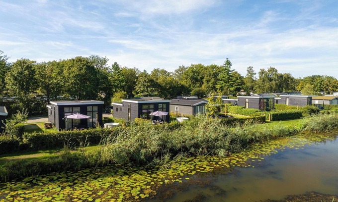 Zuna Resort | River Cabin with hot tub | 4 pers.