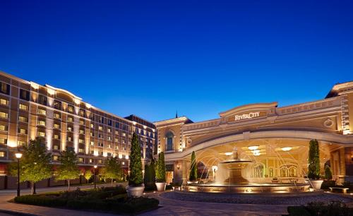 Lemay Hotel | River City Casino and Hotel