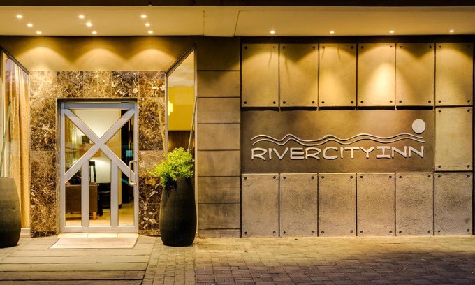 Upington Hotel | River City Inn