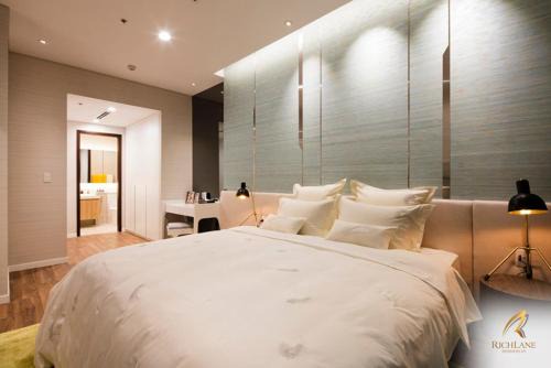 Bach Dang Riverside Apartment | river gate