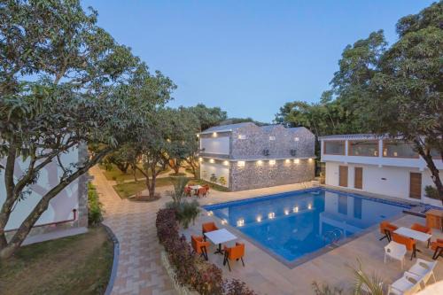 Dhikuli Hotel | River Heritage Resort