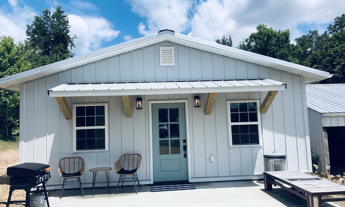 Tecumseh House | River Home& 15 acres with your own beach next to Hodgson Mill.
