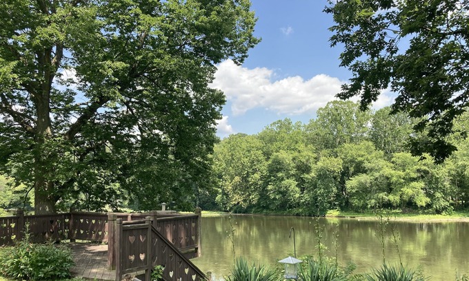 Jacobs Creek House | Riverfront & GAP House with Pool