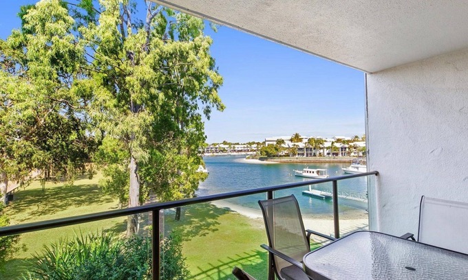 Noosa Heads Apartment | Riverfront with Water Views, Unit 18 - 1 Quamby Pl