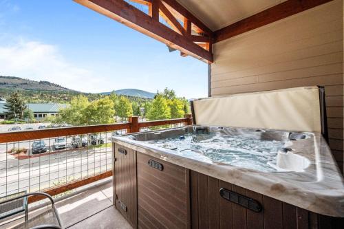Willow Grove House | Rivers Edge #18 - Silverthorne