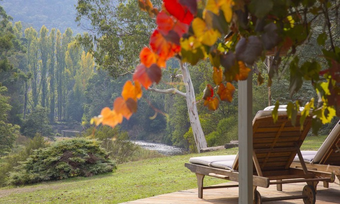 Howqua House | Riverside House on the beautiful Howqua River