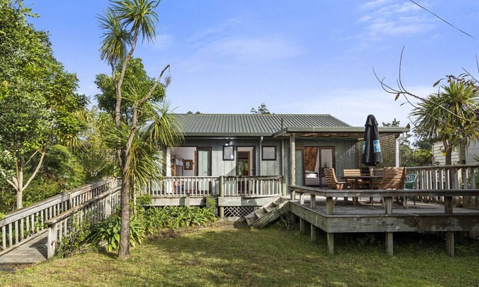 Cooks Beach Cottage | Riverview Retreat - Cooks Beach Holiday Home
