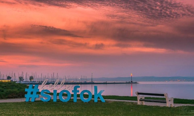 Siofok Aranypart Apartment | Riviéra Wellness Apartman