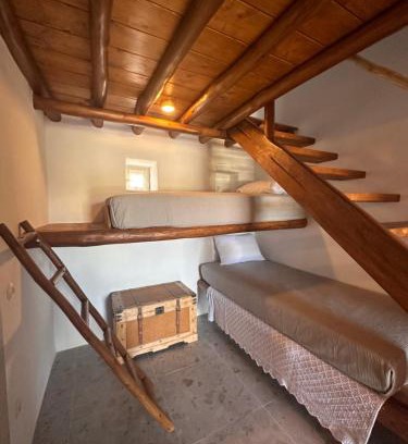 Xilokeratidi House | Rizes Mykonos - Folklore Farmstead