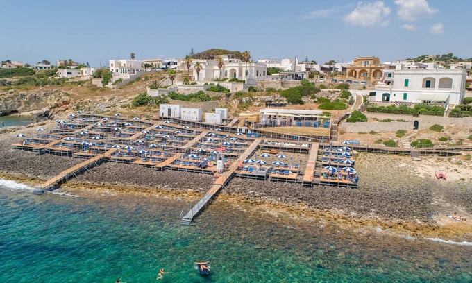 Santa Maria di Leuca Villa | Rizzo residence with stone carpets