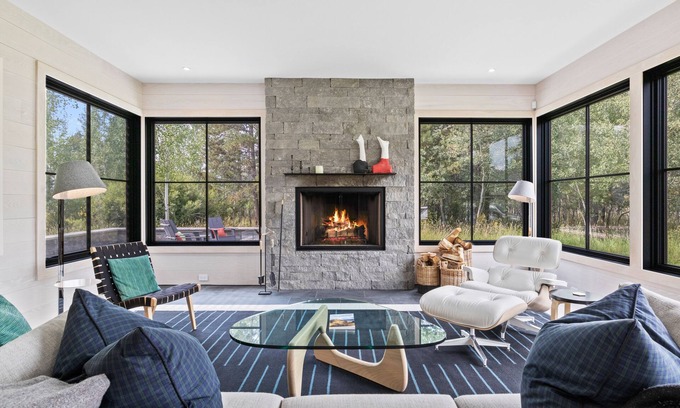 Moose Wilson Road House | RMR: Aspen Oasis Home in The Aspens/Wilson, WY