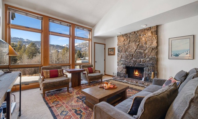 Moose Wilson Road Condo | RMR: Wheatgrass 2222 Condo in The Aspens/Wilson,WY