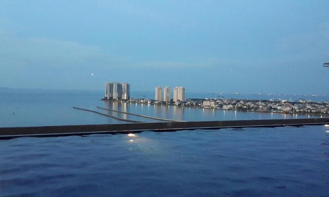 Pluit Apartment | Robert's Condominium