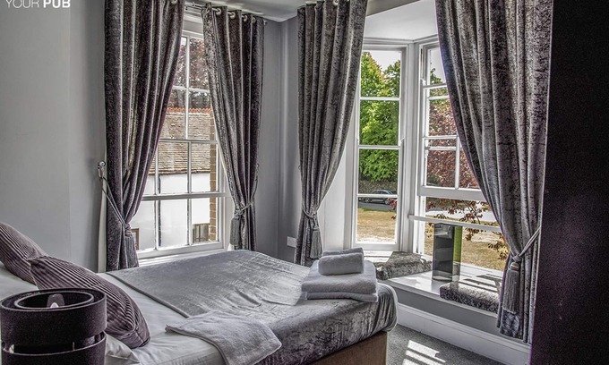 Rowlands Castle Hotel | Robin Hood Inn