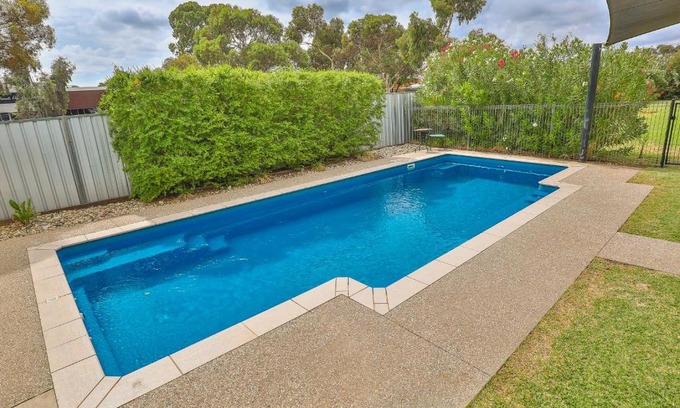 Robinvale Hotel | Robinvale Bridge Motel
