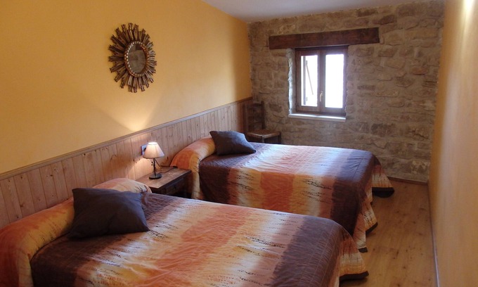 Carcastillo Cottage | Roblan House