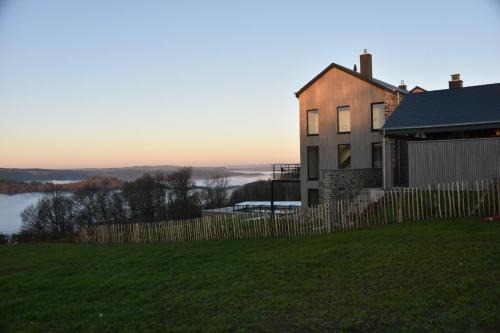 Rochehaut Villa | Rochehaut, Les Semoiselles, Villa Isabelle