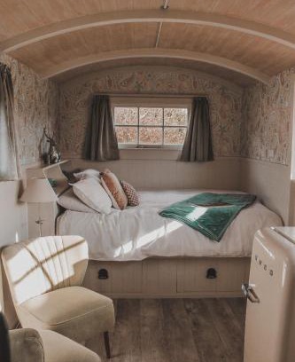 Fox Glacier House | Rocky Creek Shepherds Hut