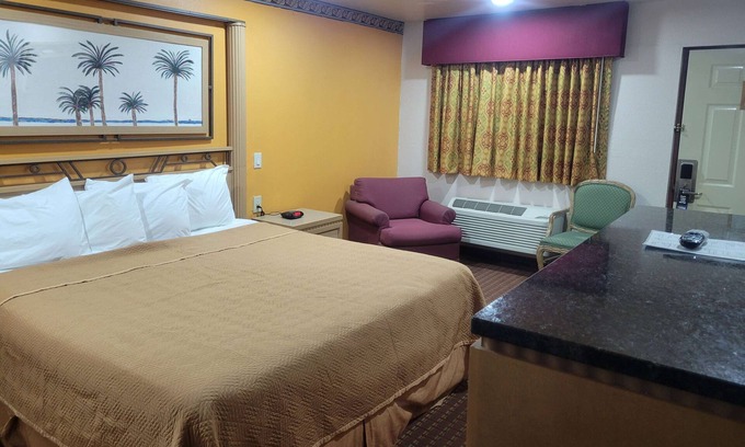 Memphis Hotel | Rodeway Inn Memphis