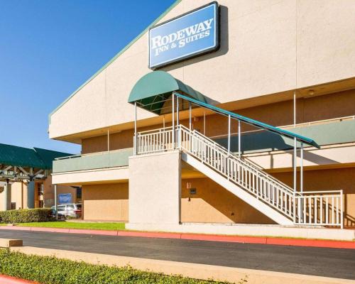 Wetmore Hotel | Rodeway Inn & Suites South of Fiesta Park