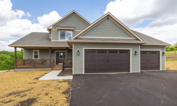 Galena House | Rolling Green on Genessee Trail