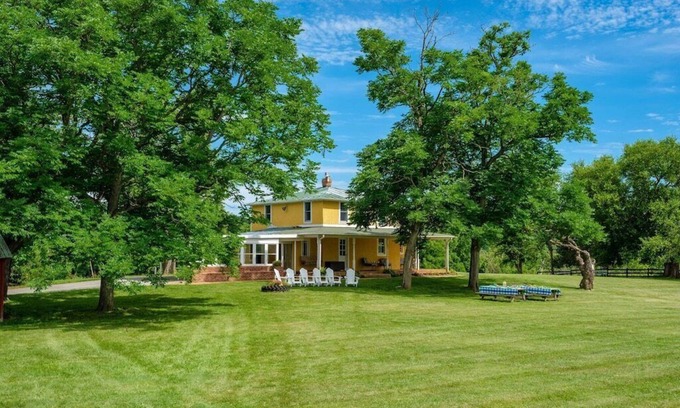 Front Royal House | Rolling River Farm: Exquisite Riverfront Paradise