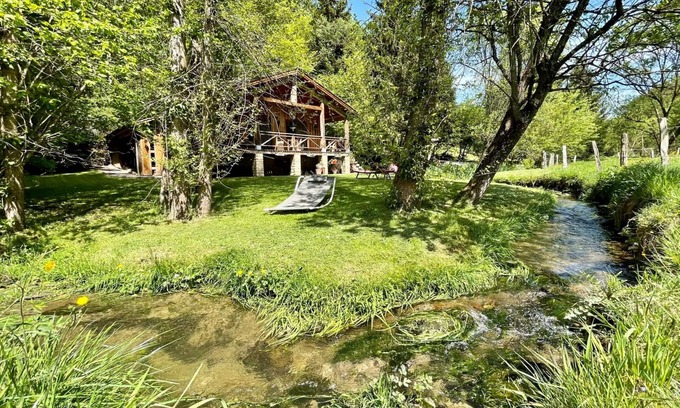 Arville Ski Chalet | Romantic chalet with a hot tub and a steam room