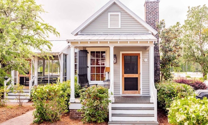 Oriental Cottage | Romantic Cottage Awaits - River Dunes