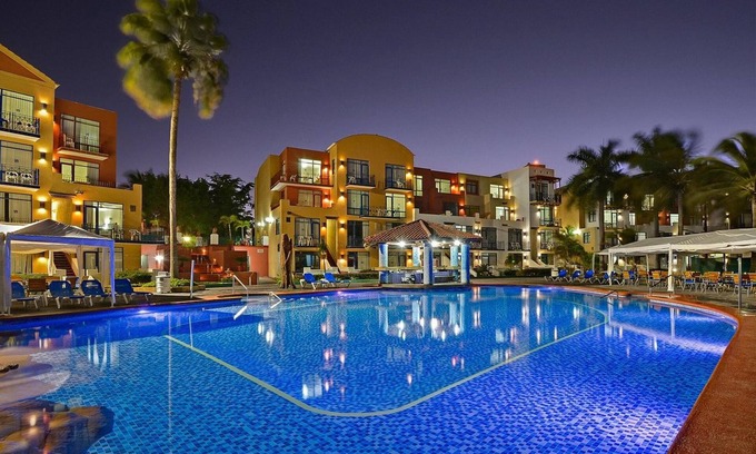 Las Gaviotas Resort | Romantic Honeymoon Suite in a Mexican Oasis!