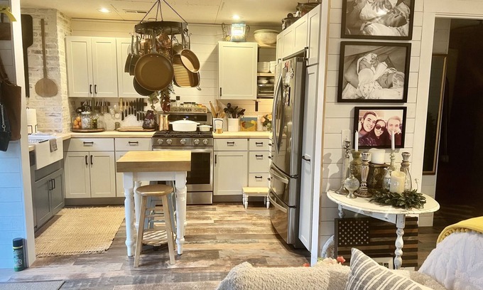 Wauconda Cottage | Romantic Lake Cottage for Two. With Patio and Firepit.