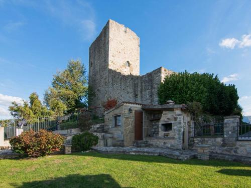 Petrella Guidi House | Romantic Medieval Escape