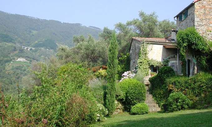 Fontona House | Romantic stone house in the Cinque Terre nature reserve (3 km from ocean)